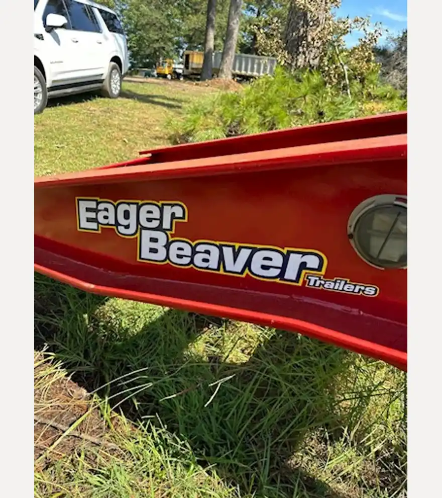 2010 Other Eager Beaver 55GSL Lowboy Trailer - Other Other Trucks & Trailers - other-other-trucks-trailers-eager-beaver-55gsl-lowboy-trailer-a3739bbd-3.jpg
