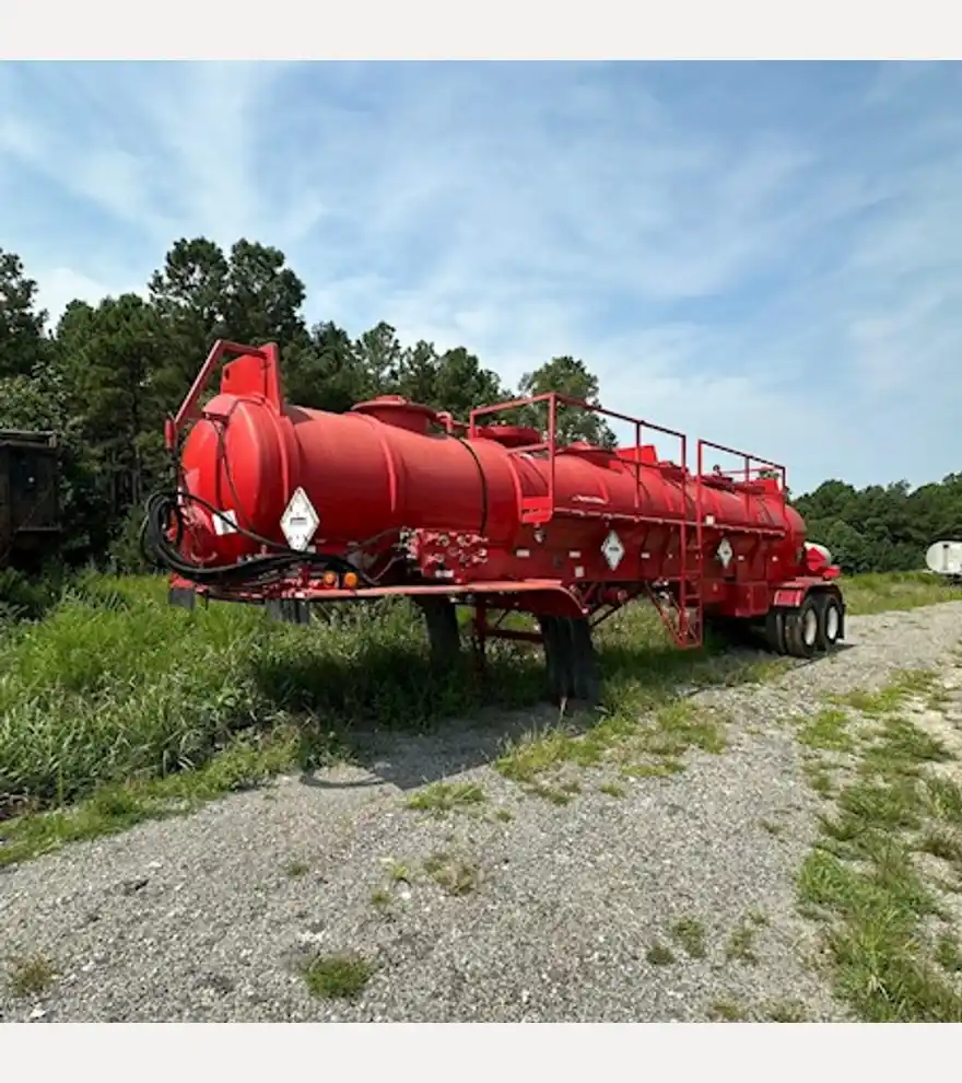 2006 Other Worley 4000 Gallon Tank Trailer - Other Other Trucks & Trailers - other-other-trucks-trailers-worley-4000-gallon-tank-trailer-bd72802c-1.jpg