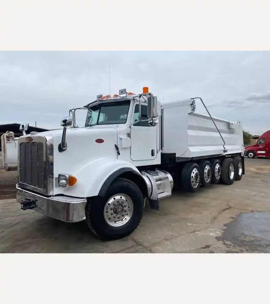 2013 Peterbilt 365 - Peterbilt Dump Trucks - peterbilt-dump-trucks-365-d8c103a3-2.jpg