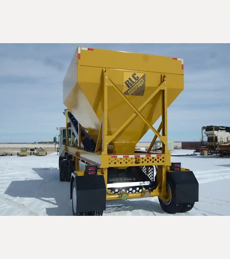2026 RLC 30 YD Surge Bin - RLC Aggregate Equipment - rlc-aggregate-equipment-30-yd-01837a3a-6.JPG