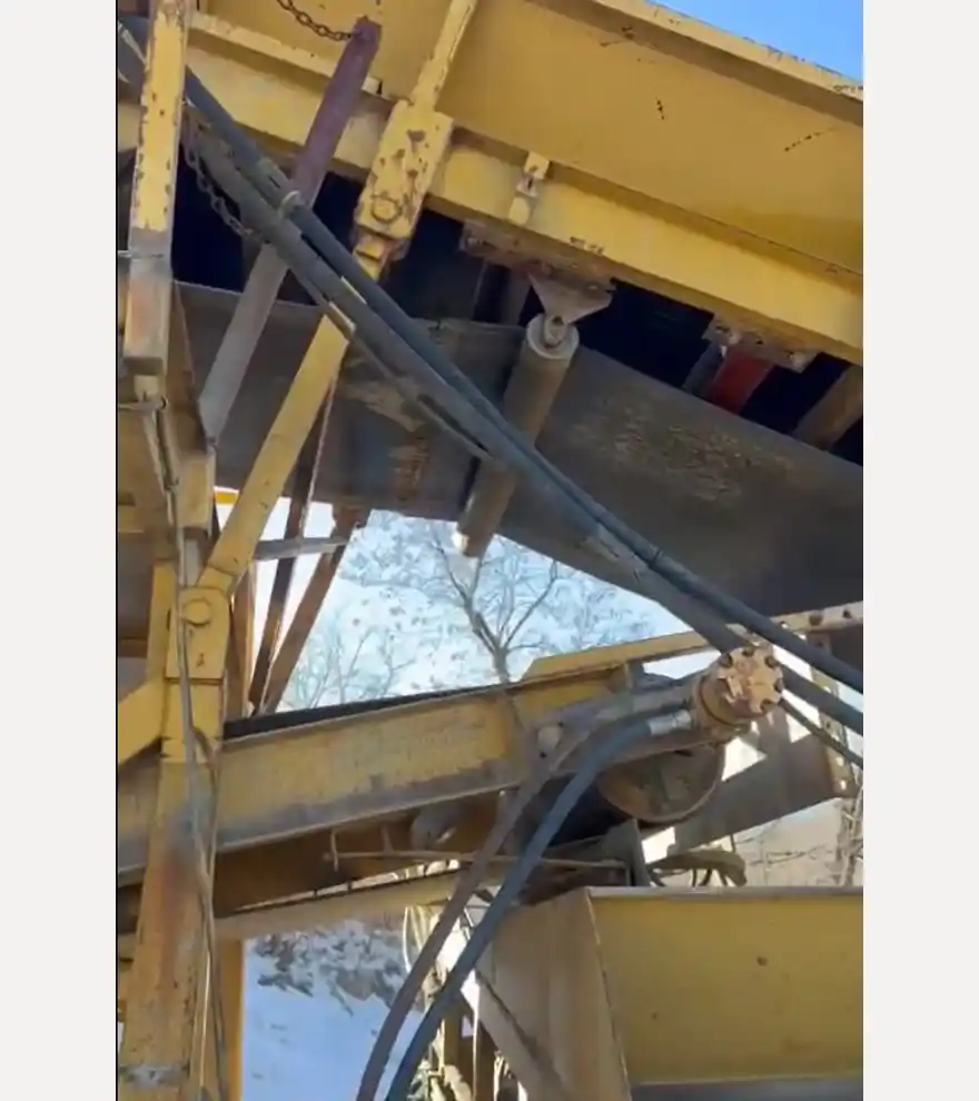  Road Runner Screen It - Road Runner Aggregate Equipment - road-runner-aggregate-equipment-screen-it-3b5155d3-6.jpg