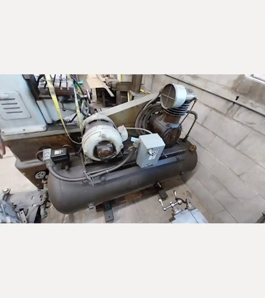 1941 Scaife and sons WP-200 - Scaife and sons Air Compressors - scaife-and-sons-air-compressors-wp-200-91a9c58c-1.jpg