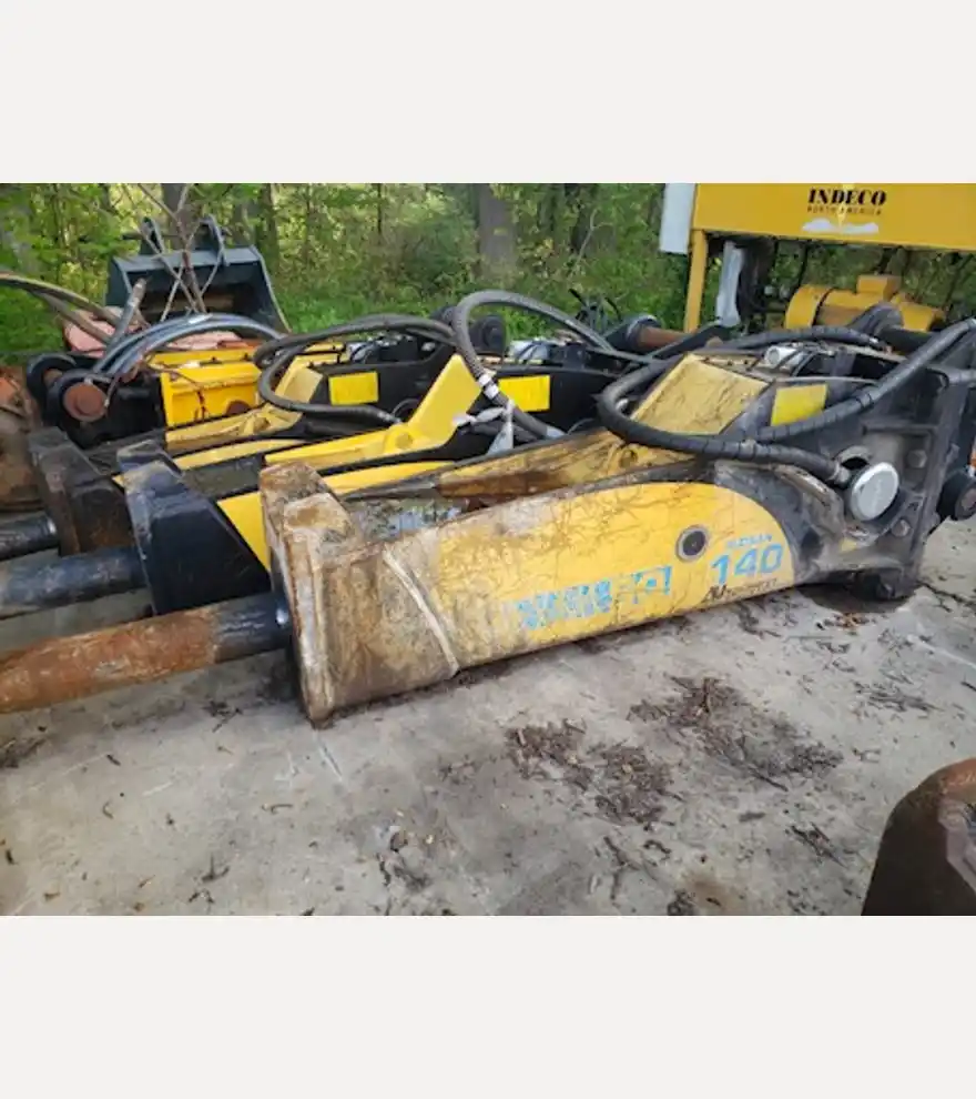  SOOSAN SQ140 - SOOSAN Attachments - soosan-attachments-sq140-048b0e96-1.jpeg