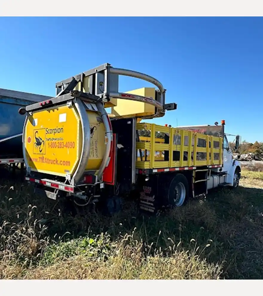 2006 Sterling Acterra Crash Cushion Truck - Sterling Other Trucks & Trailers - sterling-other-trucks-trailers-acterra-crash-cushion-truck-114b385a-2.jpg