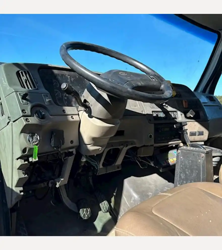 2006 Sterling Acterra Crash Cushion Truck - Sterling Other Trucks & Trailers - sterling-other-trucks-trailers-acterra-crash-cushion-truck-114b385a-7.jpg