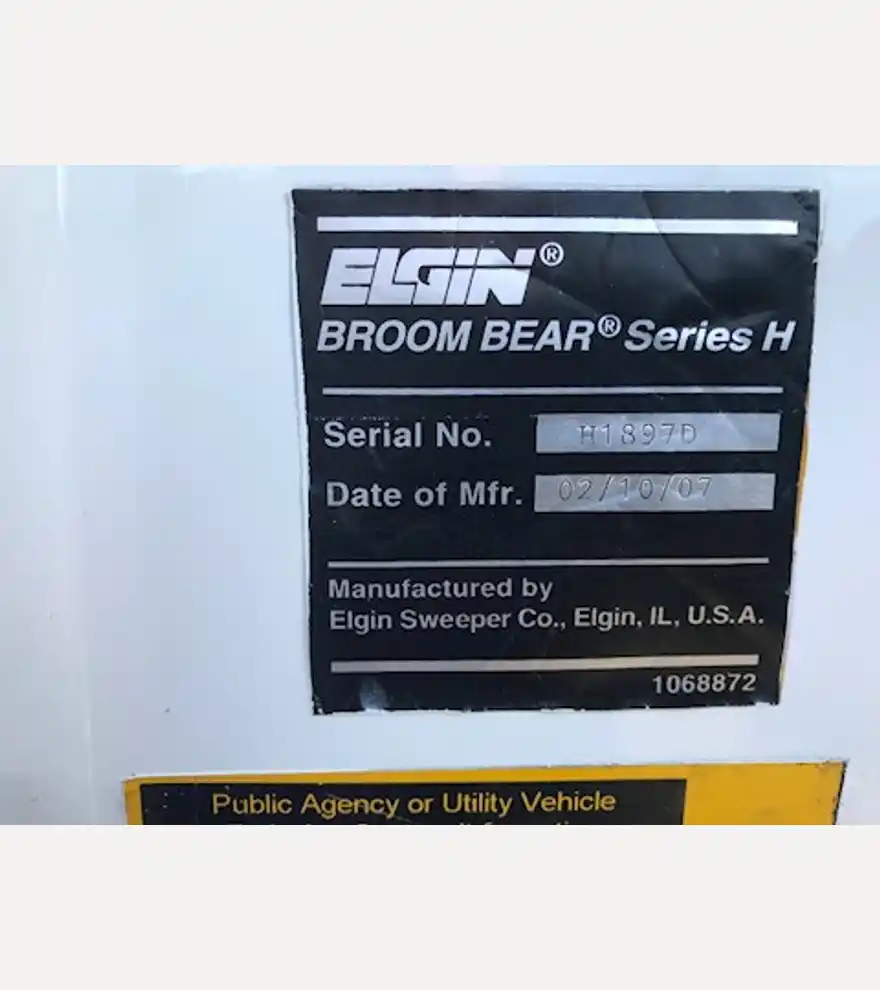 2007 Sterling Sterling/ Elgin Broom Bear - Sterling Sweepers & Broom Equipment - sterling-sweepers-broom-equipment-sterling--elgin-broom-bear-3631710e-14.JPG