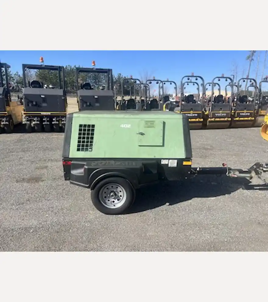 2010 Sullivan 185DPQJD - Sullivan Air Compressors - sullivan-air-compressors-185dpqjd-83459bb3-2.jpg