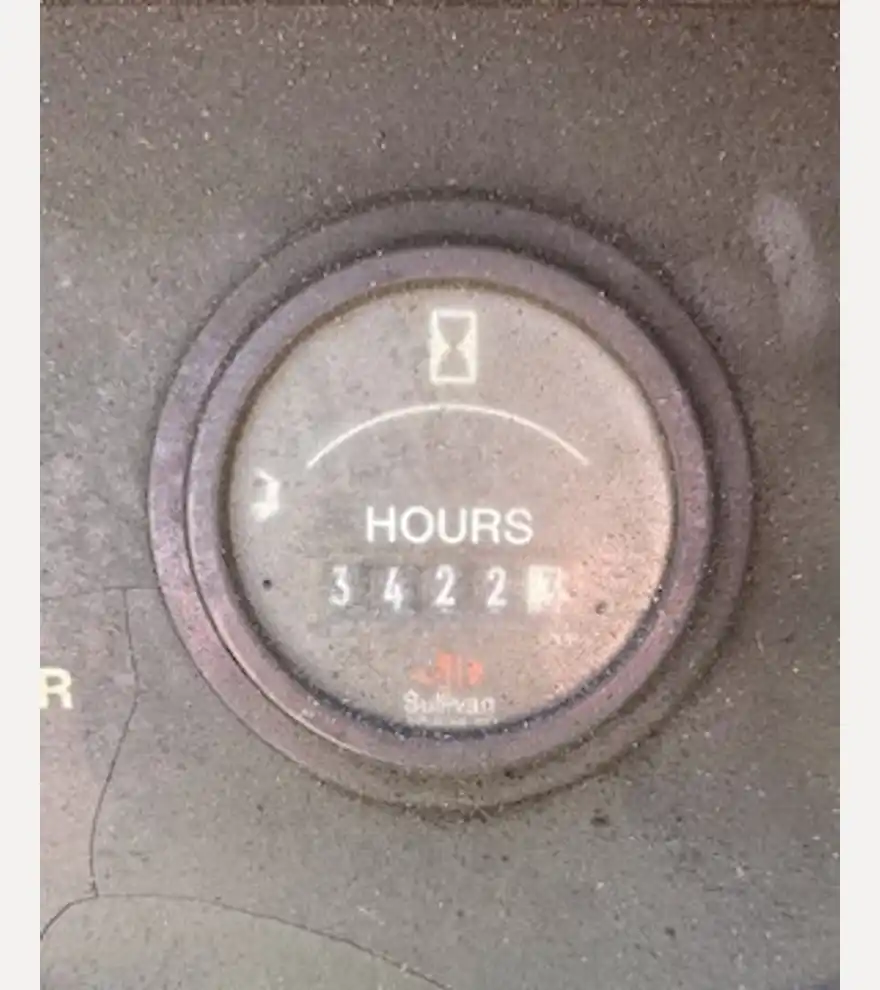1999 Sullivan D185U6 JD Skid Mounted Air Compressor - Sullivan Other Construction Equipment - sullivan-other-construction-equipment-d185u6-jd-skid-mounted-air-compressor-6977d934-2.jpeg