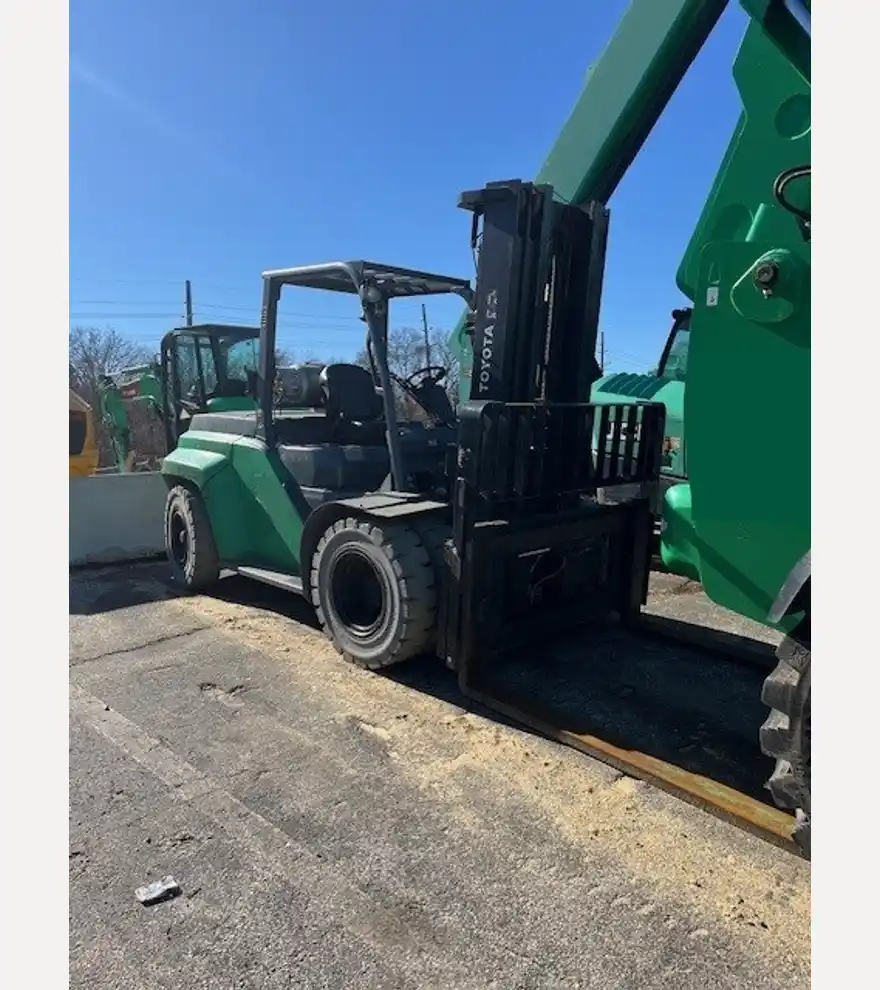 2015 Toyota 8FG70U Forklift - Toyota Forklifts - toyota-forklifts-8fg70u-forklift-45a32581-1.jpg