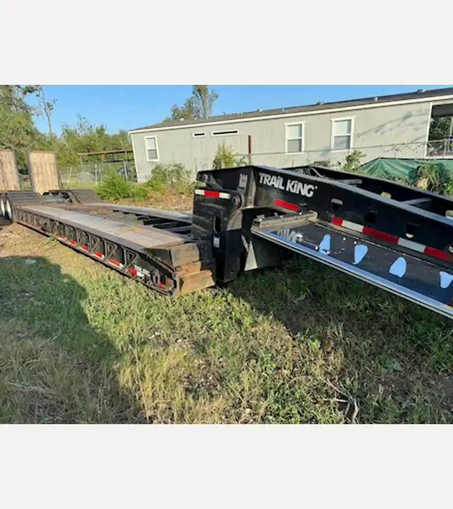 2003 Trail King TK110HDG - Trail King Trailers - trail-king-trailers-tk110hdg-58859f41-2.jpeg