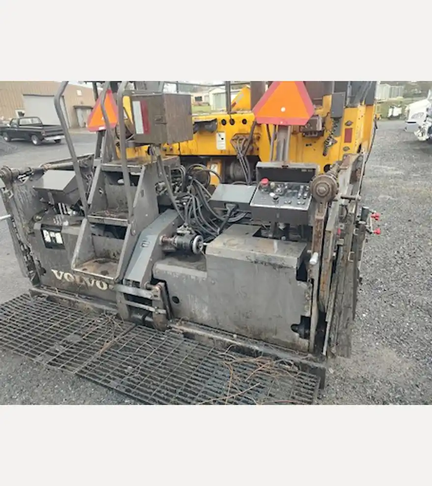 2012 Volvo PF2181 Paver - Volvo Asphalt & Conrete - volvo-asphalt-conrete-pf2181-paver-f65b429c-2.jpg