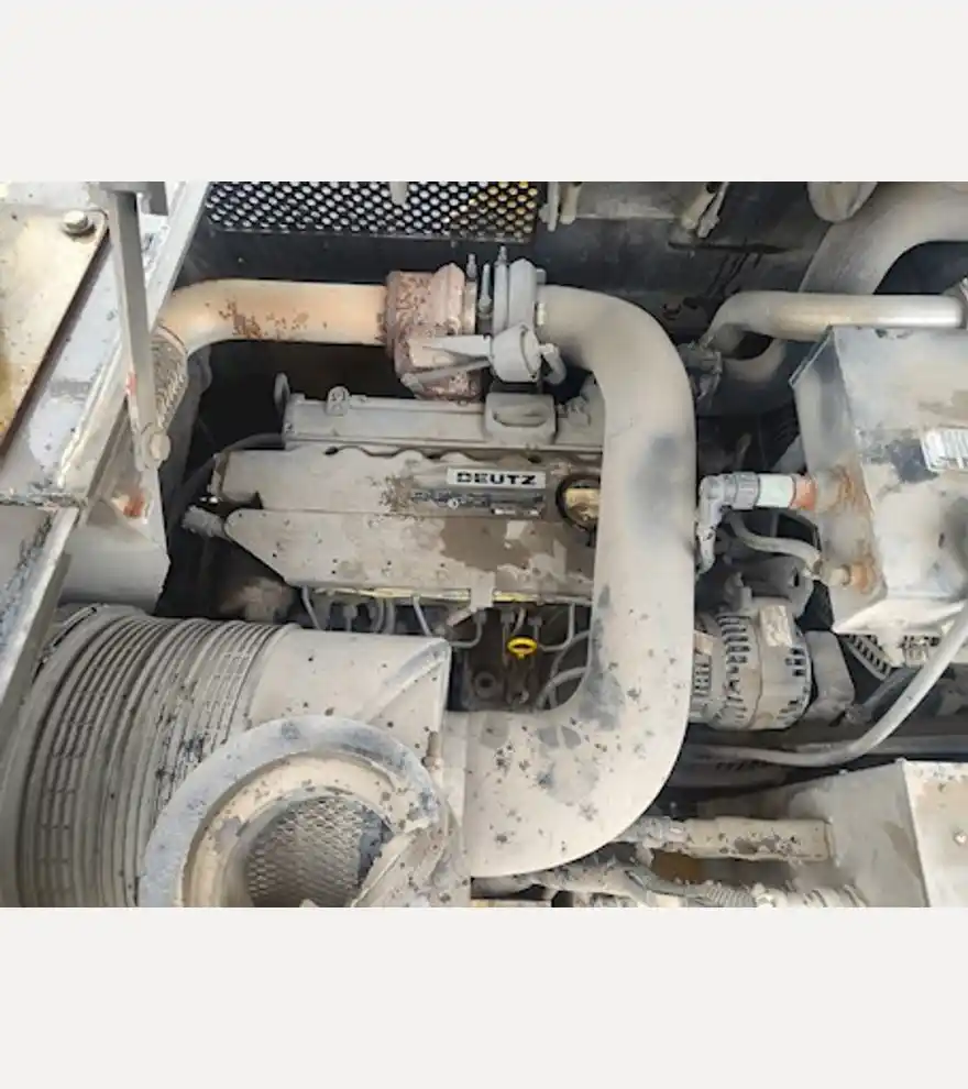 2012 Volvo PF2181 Paver - Volvo Asphalt & Conrete - volvo-asphalt-conrete-pf2181-paver-f65b429c-5.jpg