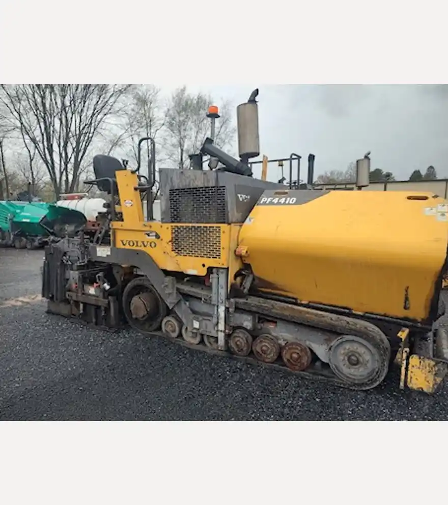 2013 Volvo PF4410 Paver - Volvo Asphalt & Conrete - volvo-asphalt-conrete-pf4410-paver-493e0862-1.jpg