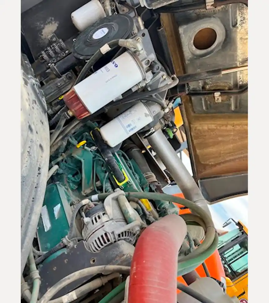 2016 Volvo SD115B Smooth Drum Roller Compactor - Volvo Compactors - volvo-compactors-sd115b-smooth-drum-roller-compactor-9f629a26-5.jpg