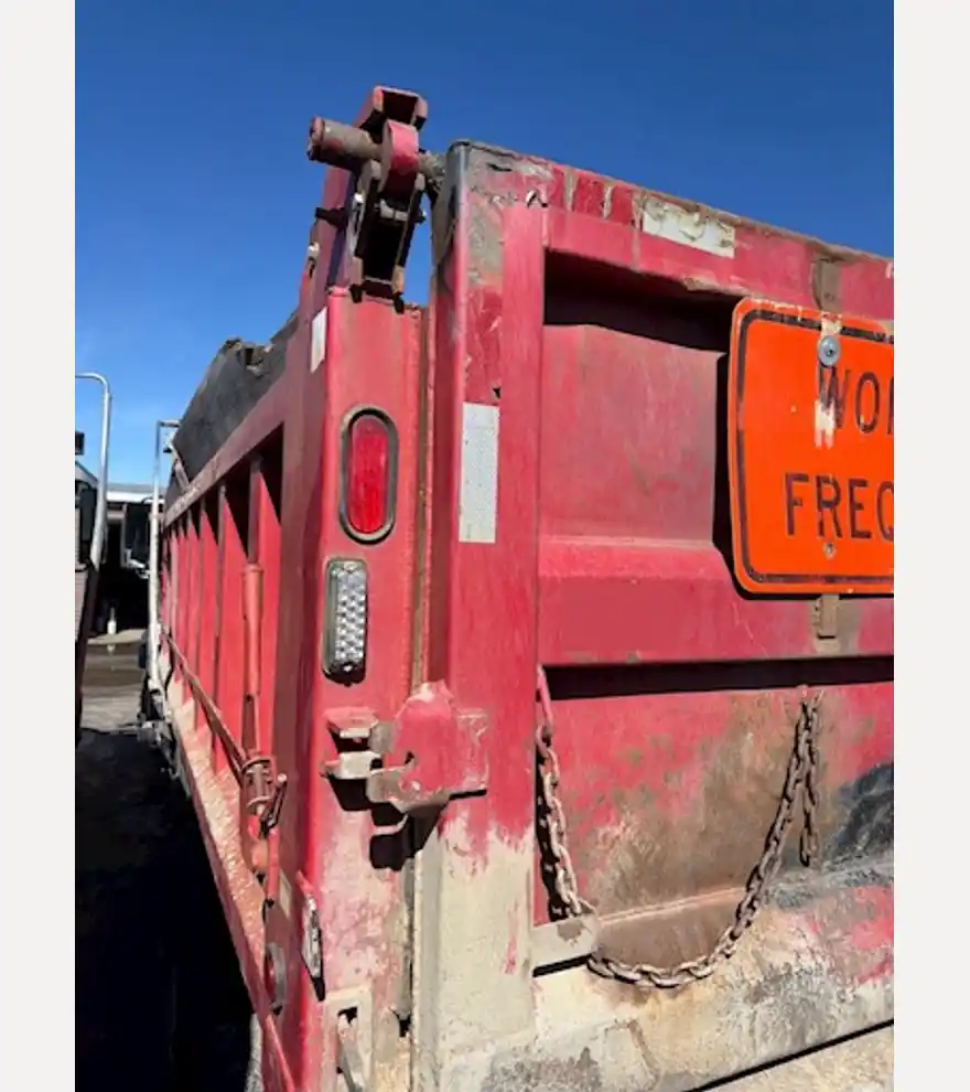 2014 Volvo VHD Quad Axle Dump Truck (Stk# 3424) - Volvo Dump Trucks - volvo-dump-trucks-vhd-quad-axle-dump-truck-stk-3424-48e9a354-2.jpg