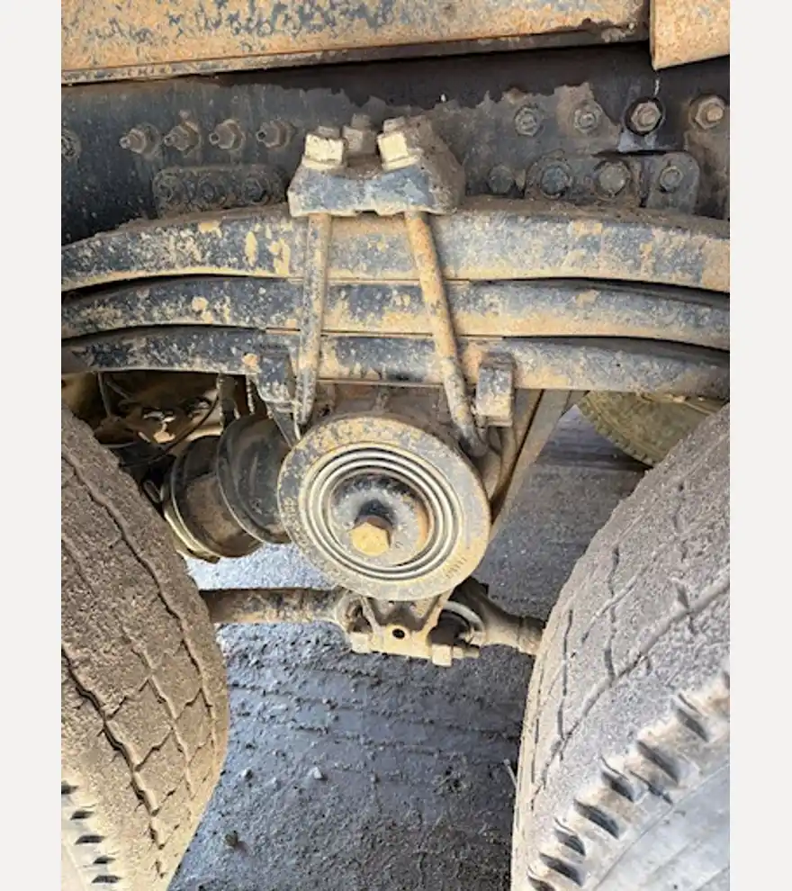 2016 Volvo VHD Tri Axle Dump Truck (Stk# 3426) - Volvo Dump Trucks - volvo-dump-trucks-vhd-tri-axle-dump-truck-stk-3426-4e4f5f14-4.jpg