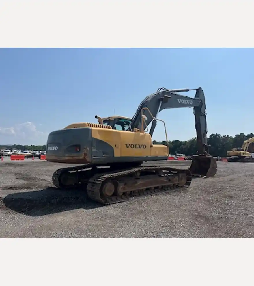 2008 Volvo EC240CL - Volvo Excavators - volvo-excavators-ec240cl-9eca9ee2-3.jpg