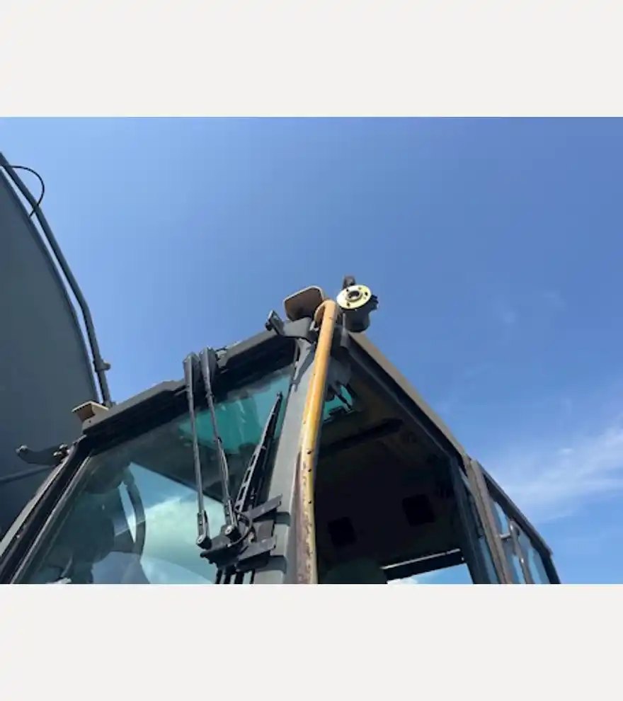 2008 Volvo EC240CL - Volvo Excavators - volvo-excavators-ec240cl-9eca9ee2-7.jpg