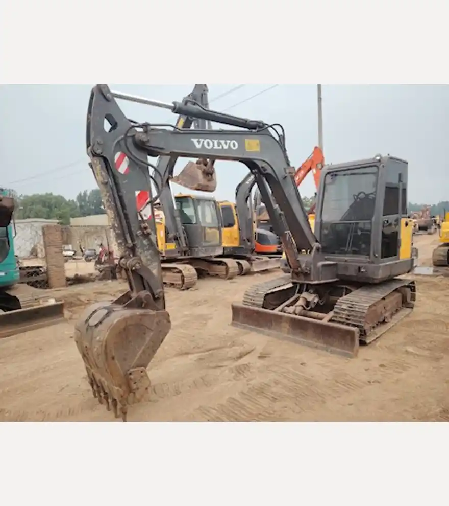  Volvo EC60 - Volvo Excavators - volvo-excavators-ec60-52bc99bb-7.jpg
