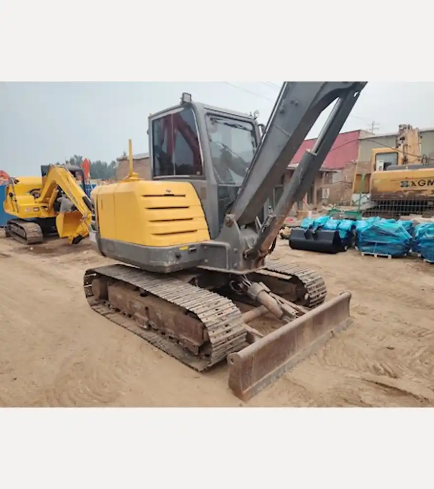  Volvo EC60 - Volvo Excavators - volvo-excavators-ec60-52bc99bb-8.jpg
