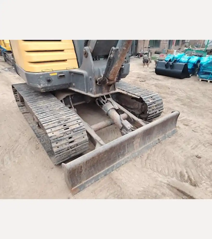 Volvo EC60 - Volvo Excavators - volvo-excavators-ec60-52bc99bb-9.jpg
