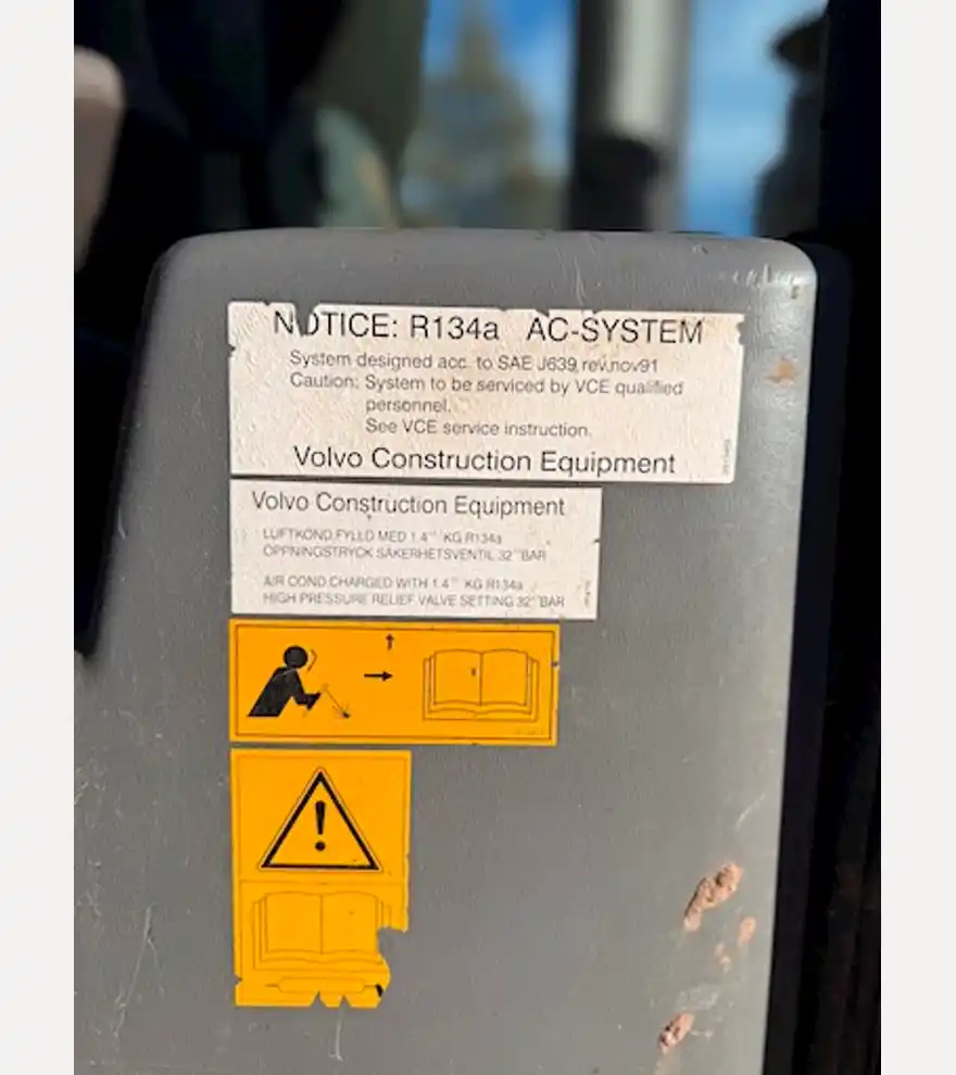 2009 Volvo L40B - Volvo Loaders - volvo-loaders-l40b-dd7ce385-9.jpeg