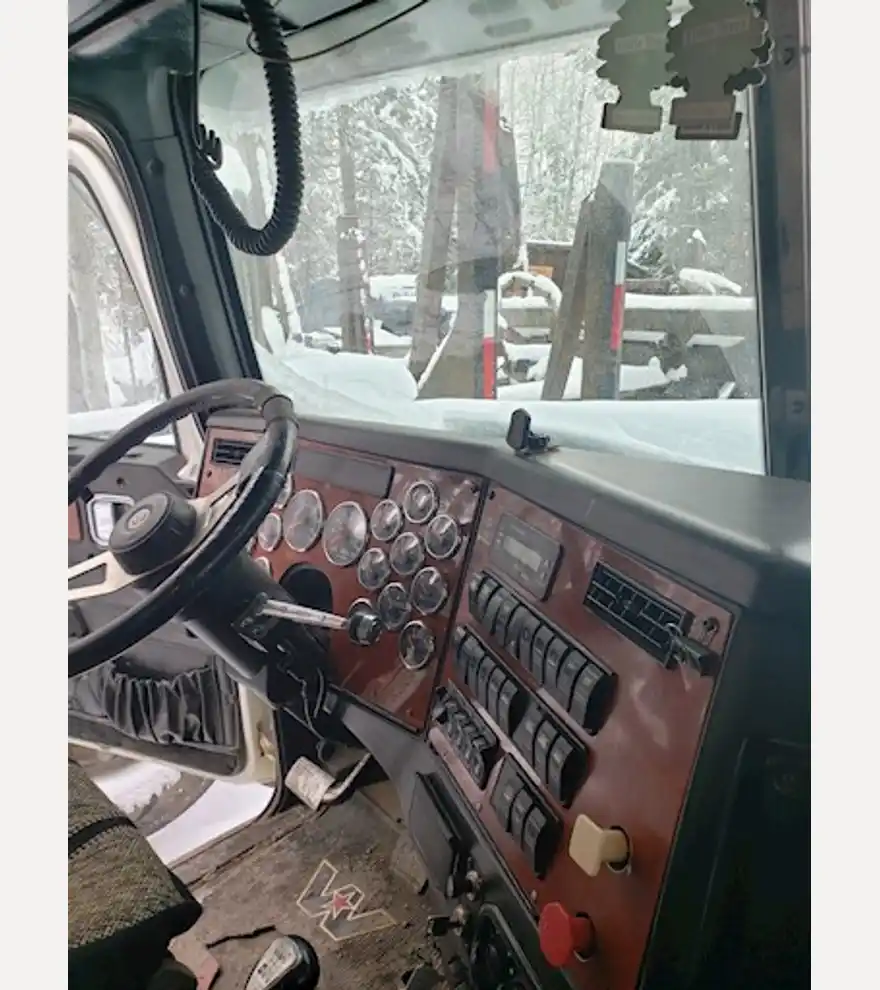 2012 WESTERN STAR 4900 SA - WESTERN STAR Cab Chassis Trucks - western-star-cab-chassis-trucks-4900-sa-9e7fd817-7.jpg
