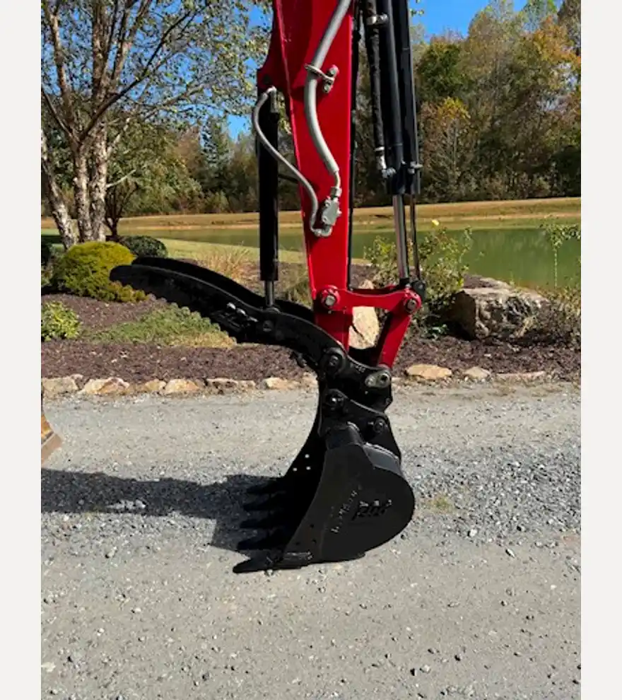 2022 Yanmar Vio35 - Yanmar Excavators - yanmar-excavators-vio35-93cf57e6-13.jpeg