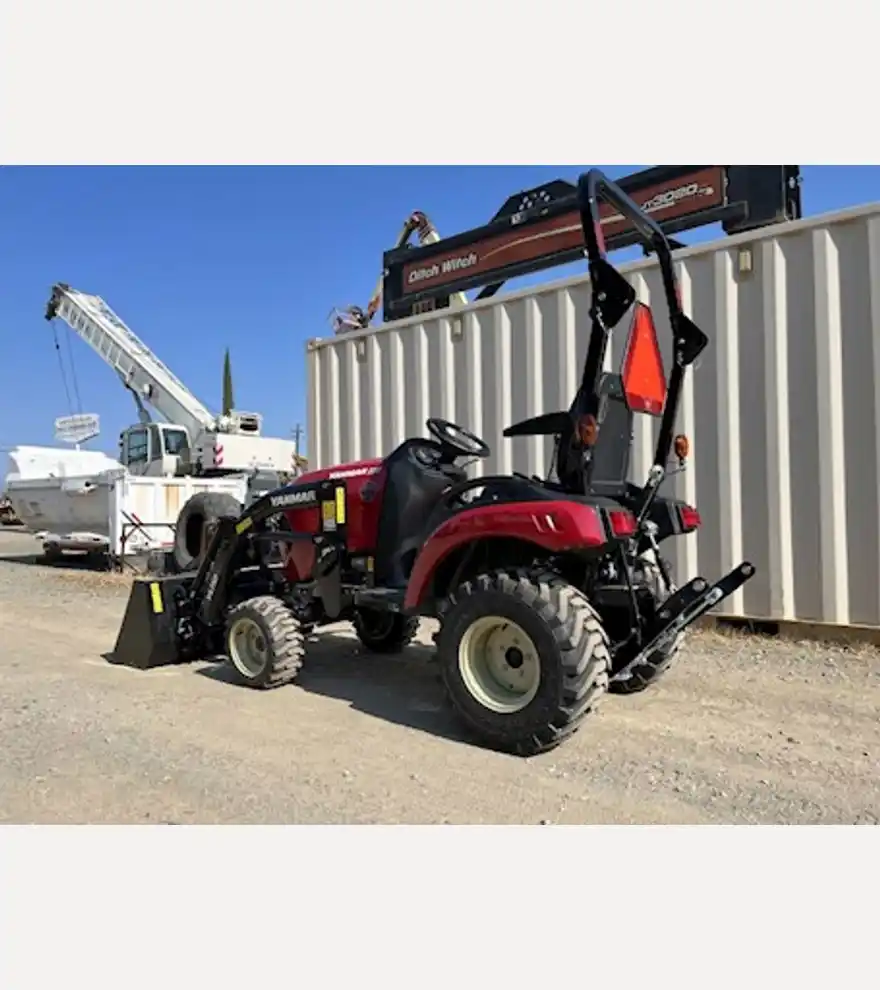 2025 Yanmar SA223 - Yanmar Tractors - yanmar-tractors-sa223-a483a137-1.jpg
