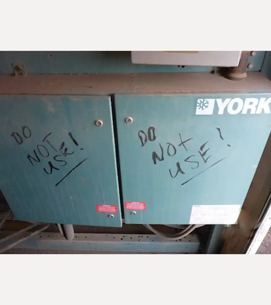 York Water Chiller Mounted in a Portable Trailer 2505 - York Trailers - york-trailers-water-chiller-mounted-in-a-portable-trailer-2505-72294df2-9.jpg