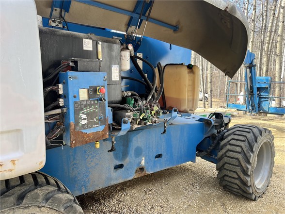 2015 Genie Z80/60 - Genie Boom Lifts