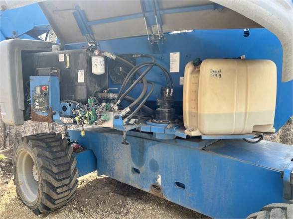2015 Genie Z80/60 - Genie Boom Lifts