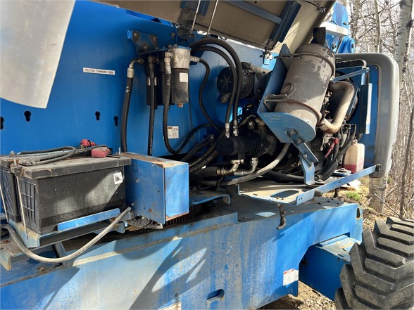 2015 Genie Z80/60 - Genie Boom Lifts