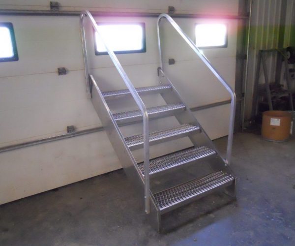  RLC Aggregate Equipment 36" ALUMINUM STEPS - RLC Aggregate Equipment Aggregate Equipment